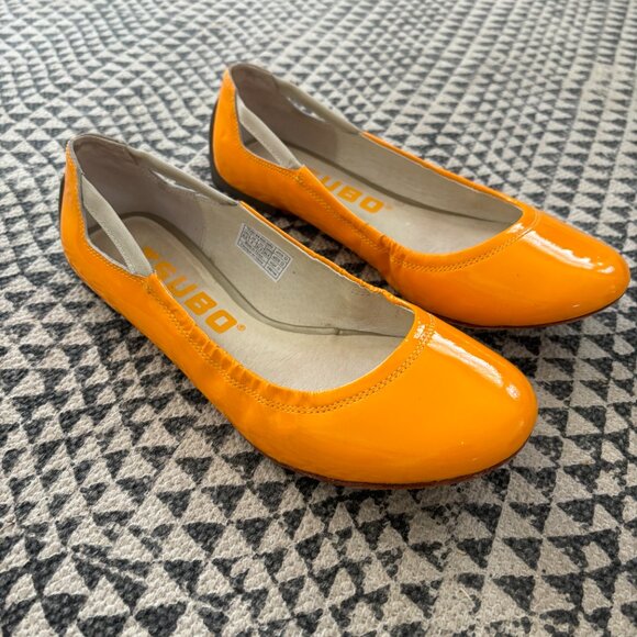 Tsubo yellow patent ballet style flats - Picture 5 of 7